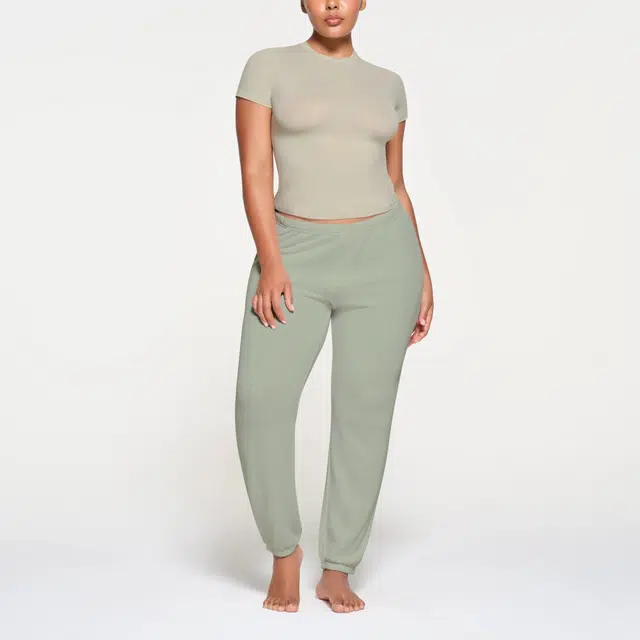 SKIMS FITS EVERYBODY T-SHIRT T TALC