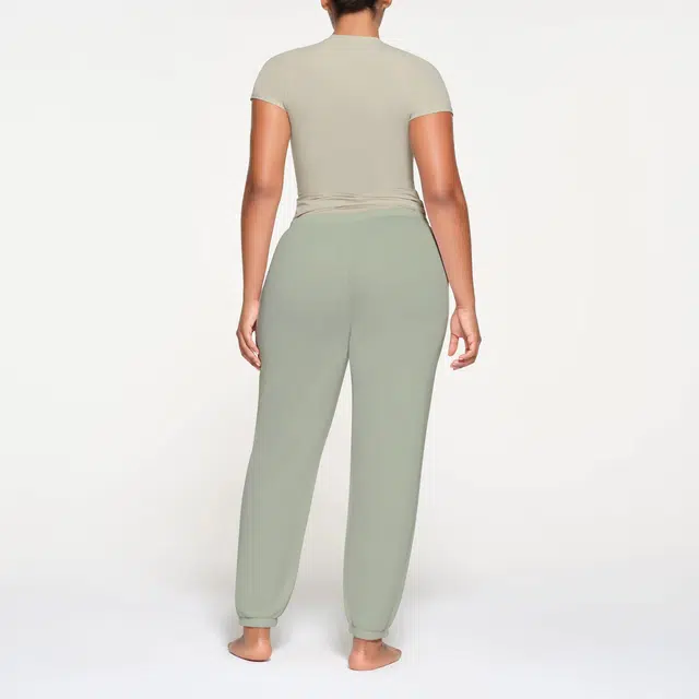 SKIMS FITS EVERYBODY T-SHIRT T TALC