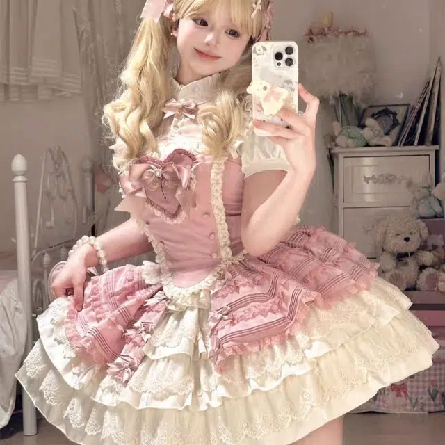 WLEQK lolita