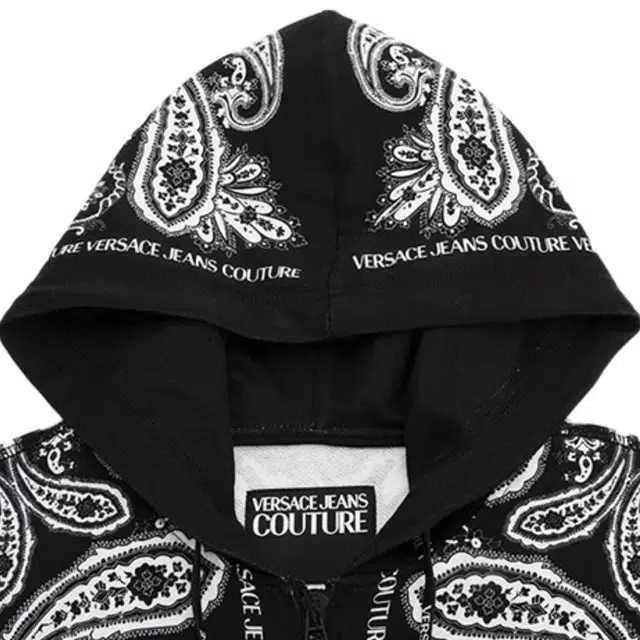 VERSACE JEANS COUTURE Logo