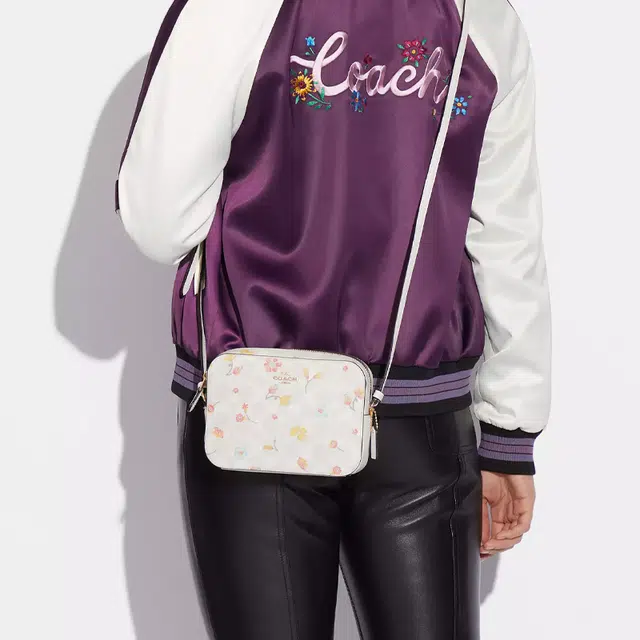 COACH Camera 20
