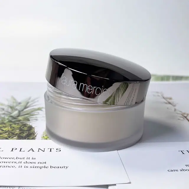 LauraMercier