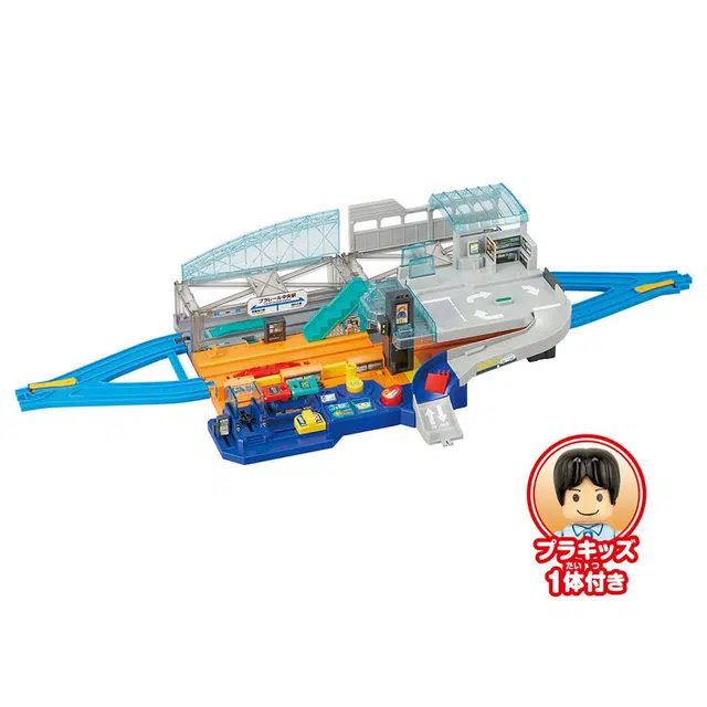TAKARA TOMY