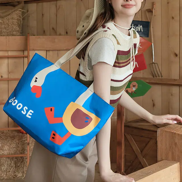 LeSportsac ARTIST DOUYA Tote