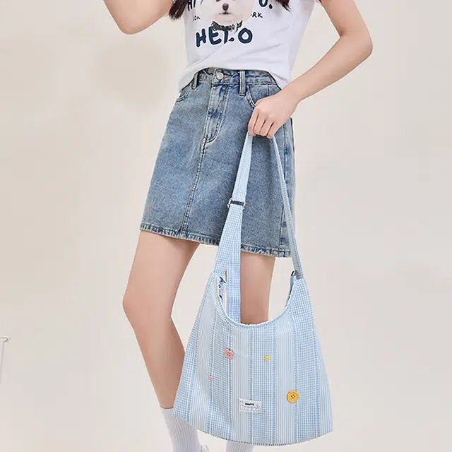 三福 竖条纹清新休闲通勤 织物 斜挎包 中号 女款 蓝色