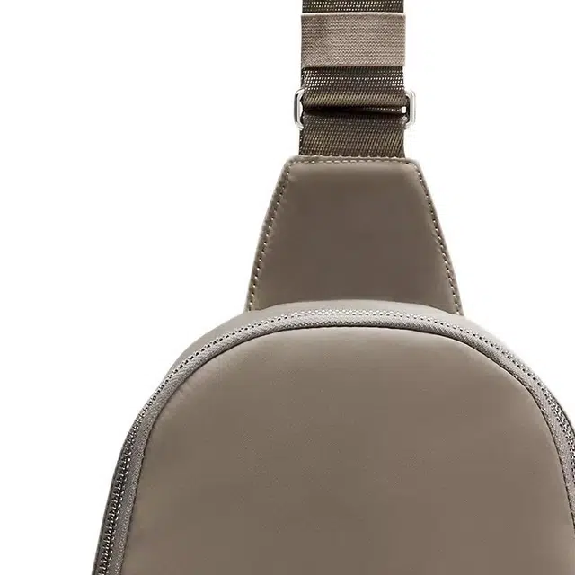lululemon Everywhere 4.2L