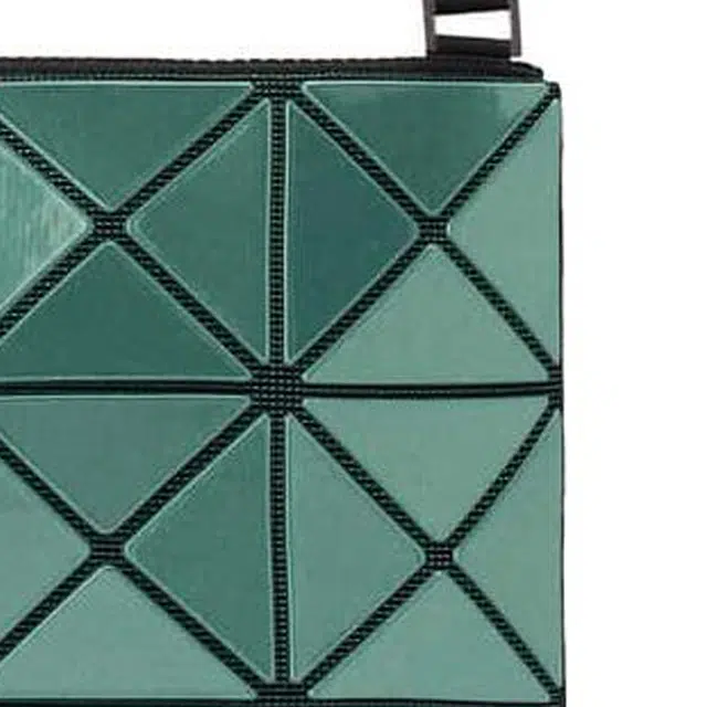 ISSEY MIYAKE Lucent 229