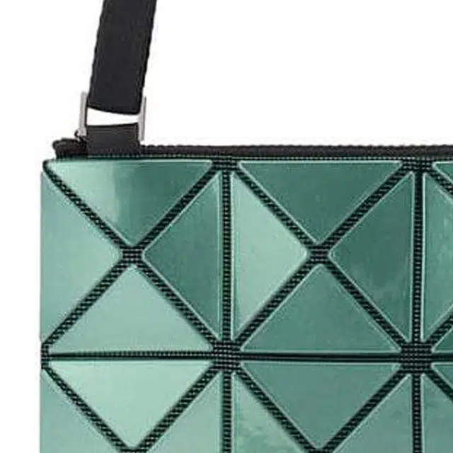 ISSEY MIYAKE Lucent 229