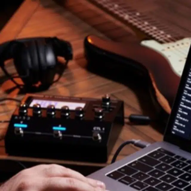 Roland BOSS GT-1000CORE GT