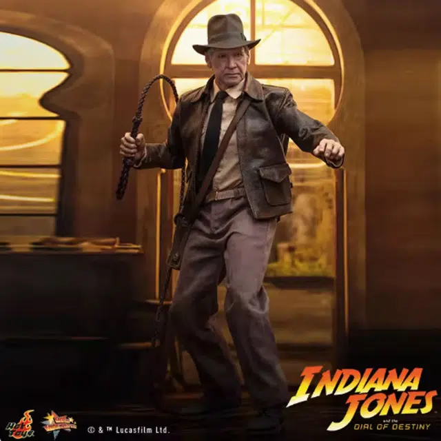 Hot Toys 16 30cm