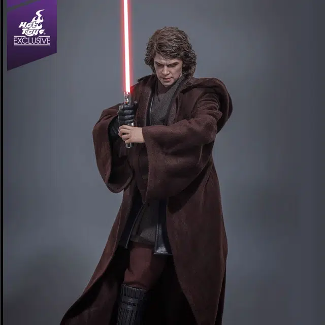 Hot Toys ()16