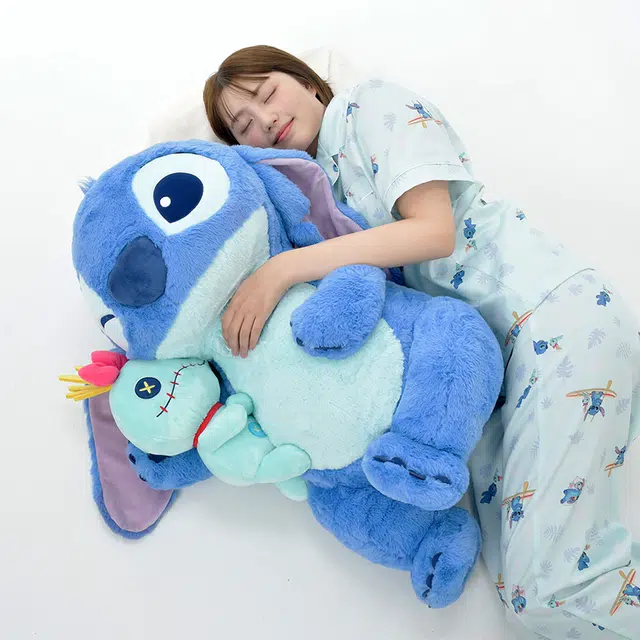 Disney x Disney store