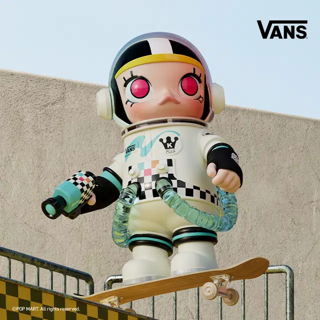 POP MART 400 MEGA SPACE MOLLYVANS