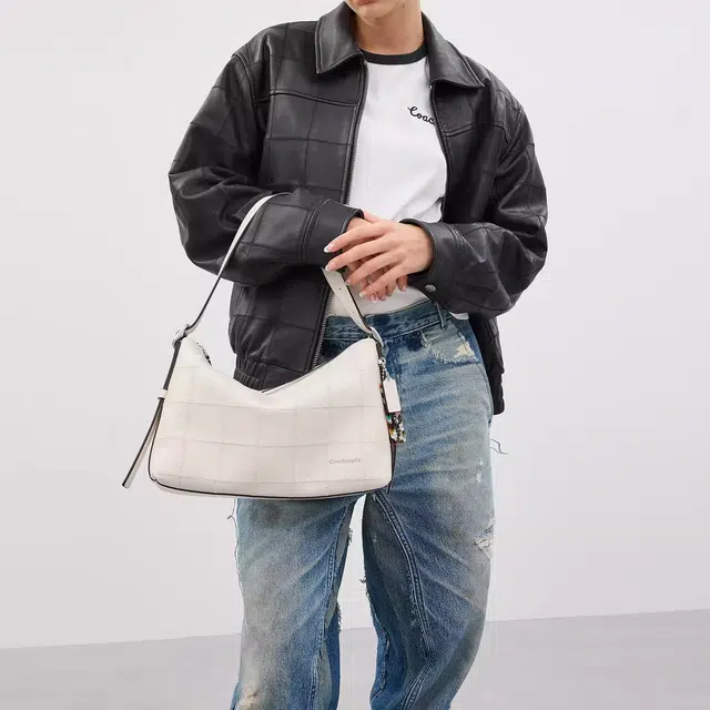 Coachtopia AlterEgo 32
