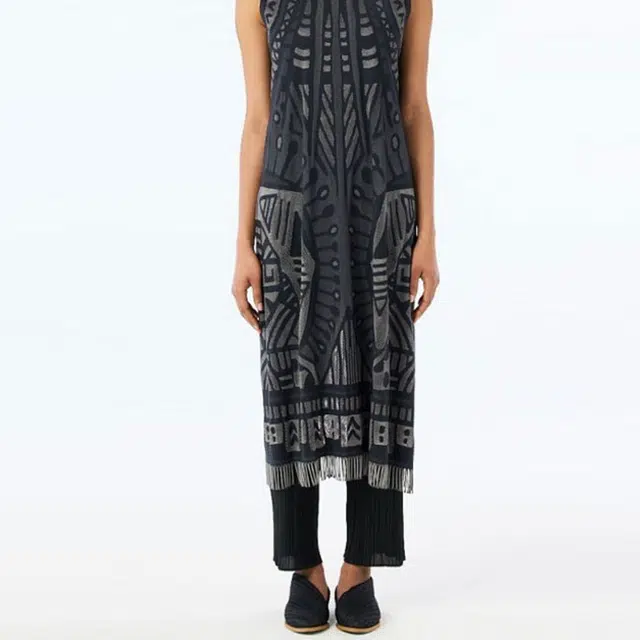 PLEATS PLEASE ISSEY MIYAKE FW22