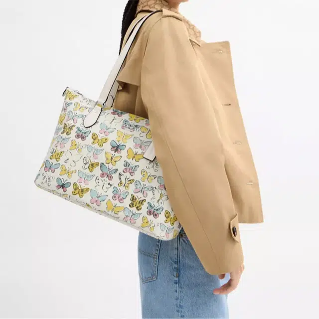 COACH Gallery 36 Tote
