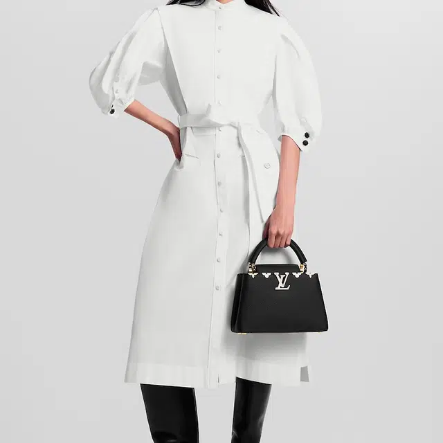 LOUIS VUITTON Capucines BB Taurillon