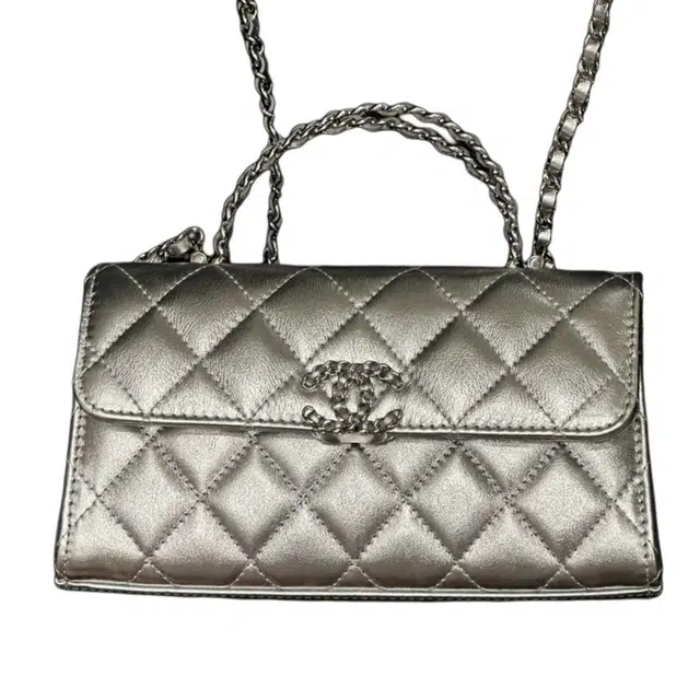 CHANEL 25S