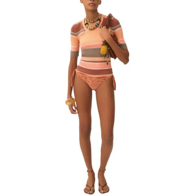 Chloe T