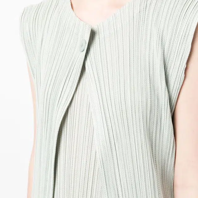 PLEATS PLEASE ISSEY MIYAKE SS23