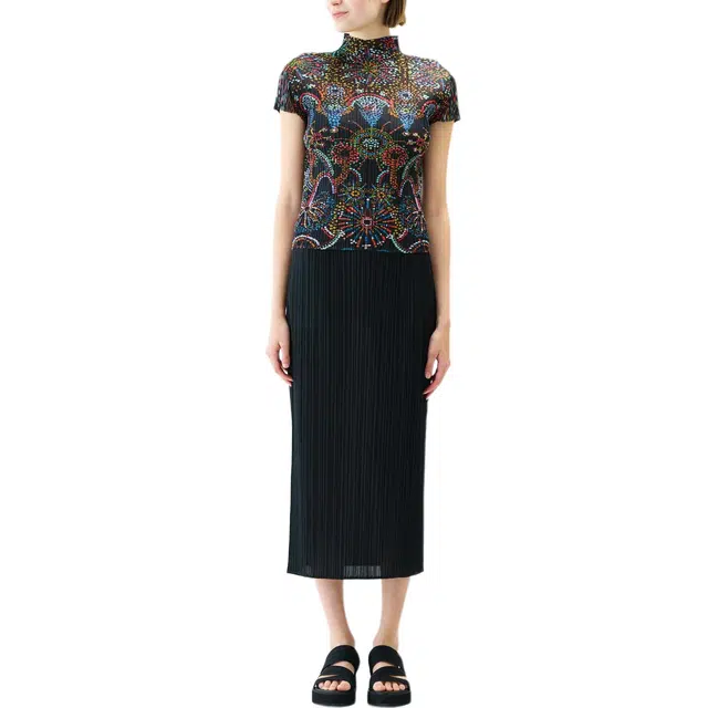 PLEATS PLEASE ISSEY MIYAKE T