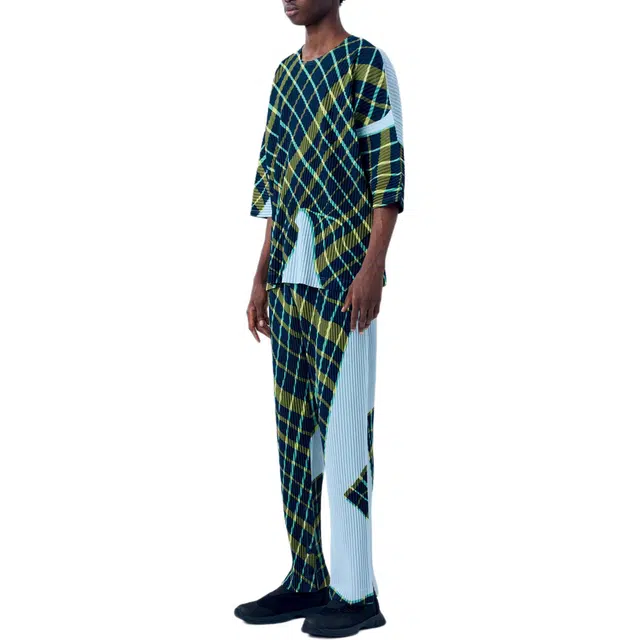 Homme Pliss Issey Miyake SS25 T