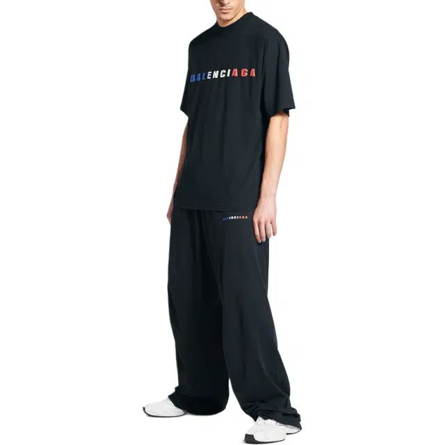 Balenciaga T