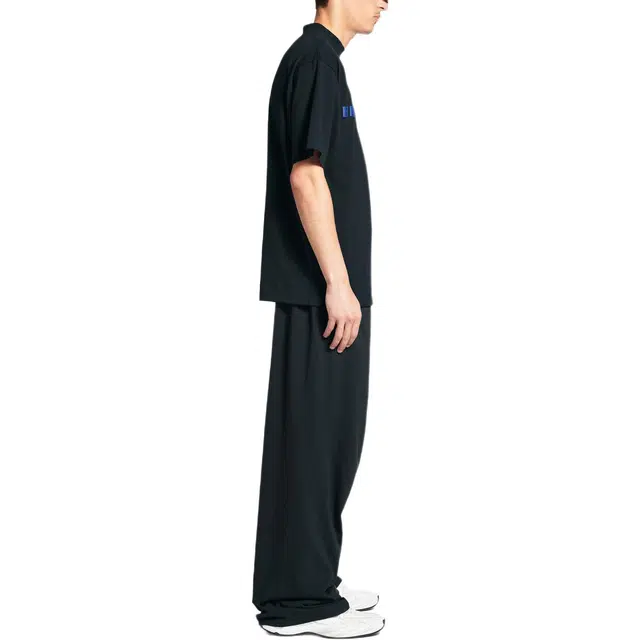 Balenciaga T