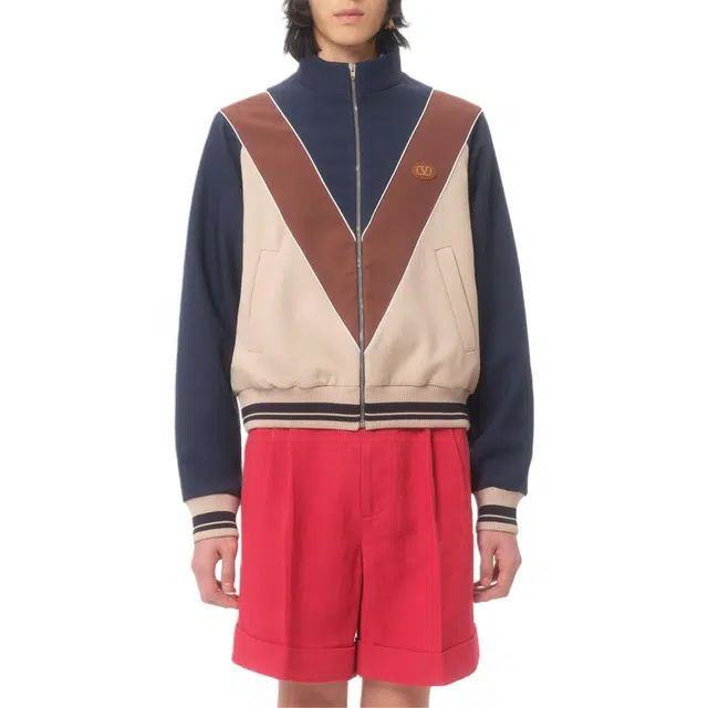 Valentino SS25 VLogo