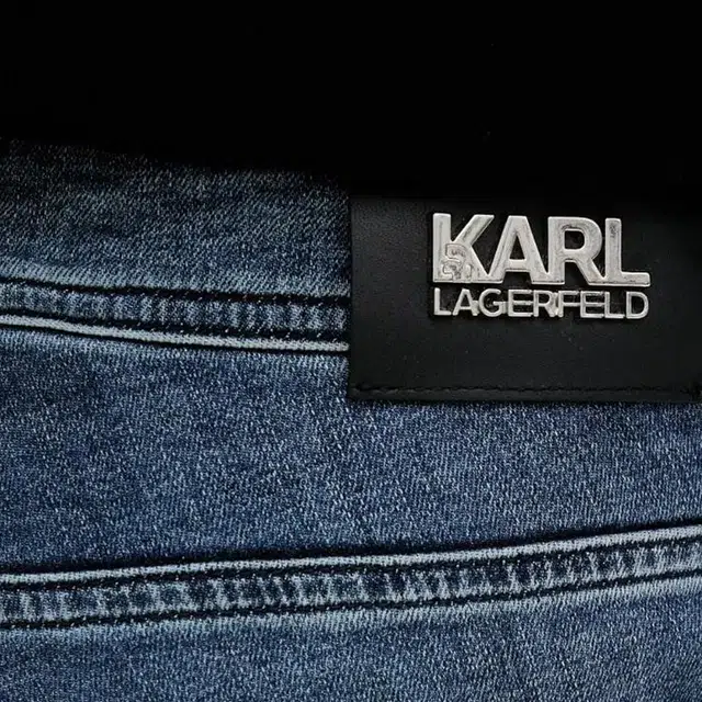 KARL LAGERFELD