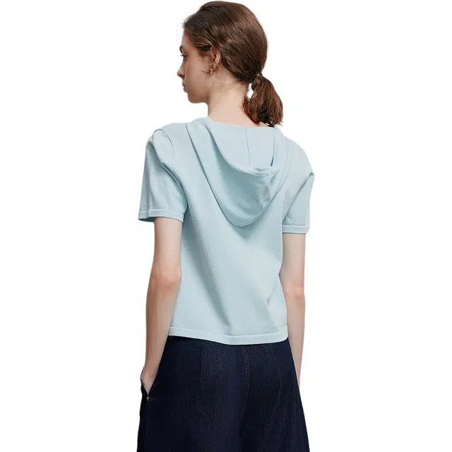 初语 欧若风清新简约纯色针织衫 女款 天蓝色