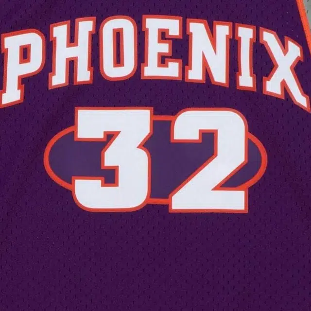 Mitchell Ness SS23 V
