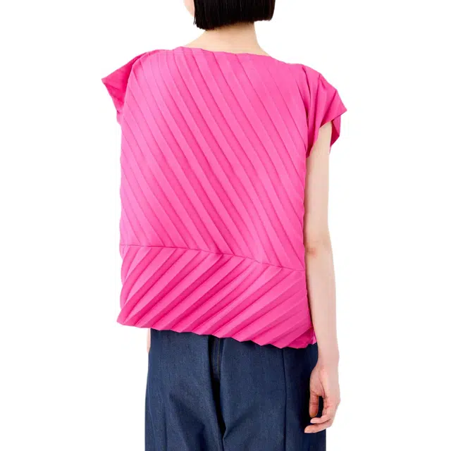ISSEY MIYAKE T