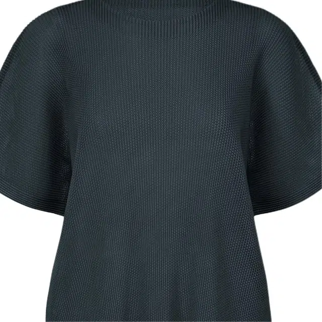 PLEATS PLEASE ISSEY MIYAKE SS25