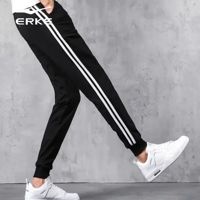 鸿星尔克 舒适百搭简约纯色休闲裤 男款 黑色