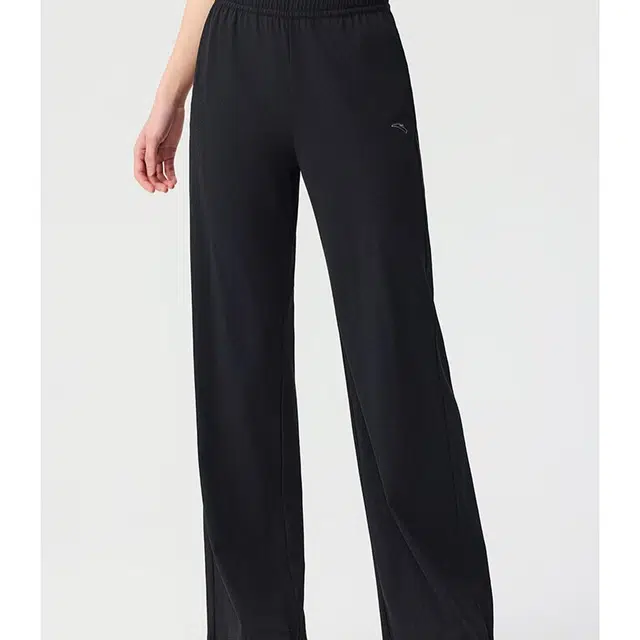 超级安踏 纯色中腰舒适百搭透气直筒休闲裤 女款 基础黑