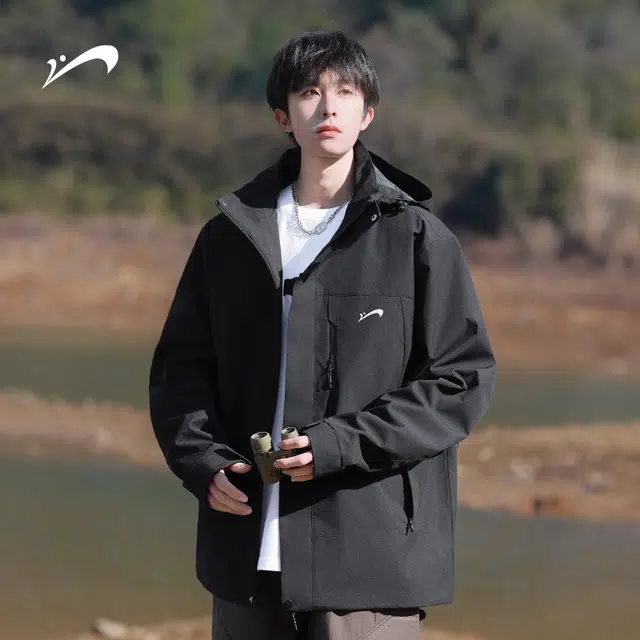 贵人鸟  旅行户外系列 宽松舒适三合一  防风防水冲锋衣 男款 幻影黑