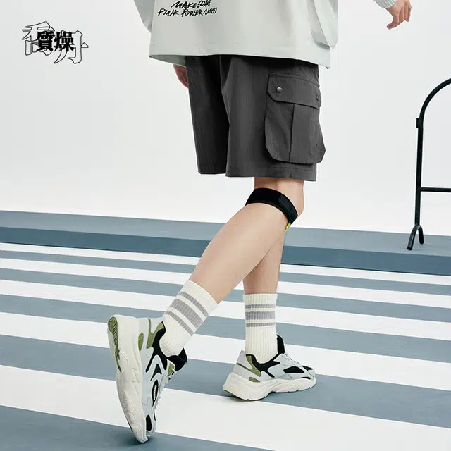 乔丹 质燥 休闲简约舒适透气百搭宽松运动短裤 男款