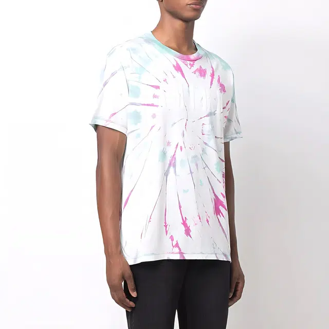 AMIRI T