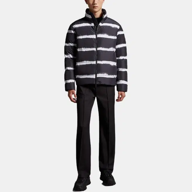 Moncler Sil Short Down Jacket