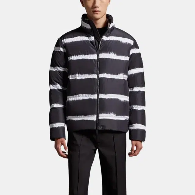 Moncler Sil Short Down Jacket