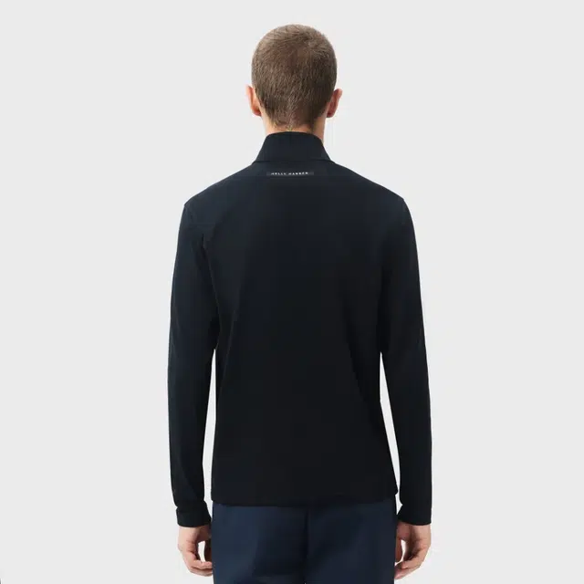 HELLY HANSEN T