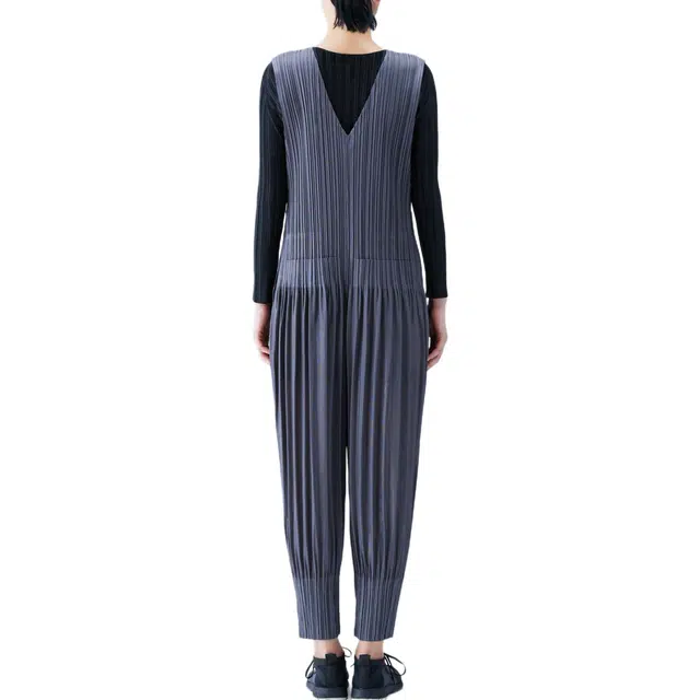 PLEATS PLEASE ISSEY MIYAKE T