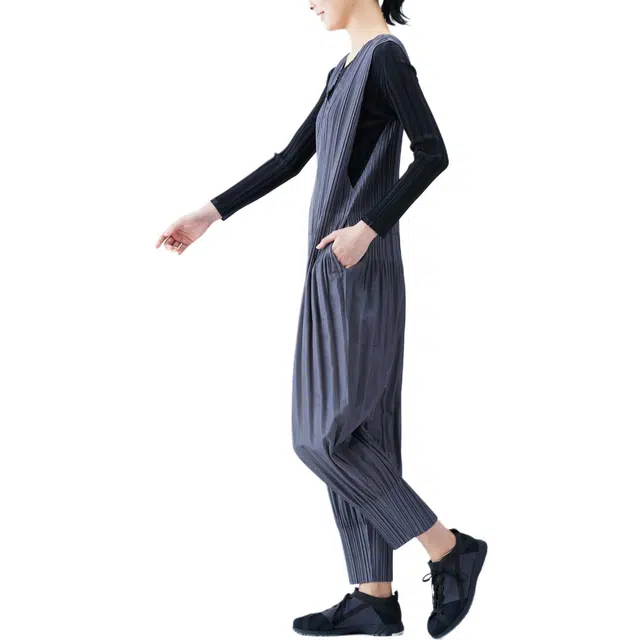 PLEATS PLEASE ISSEY MIYAKE T