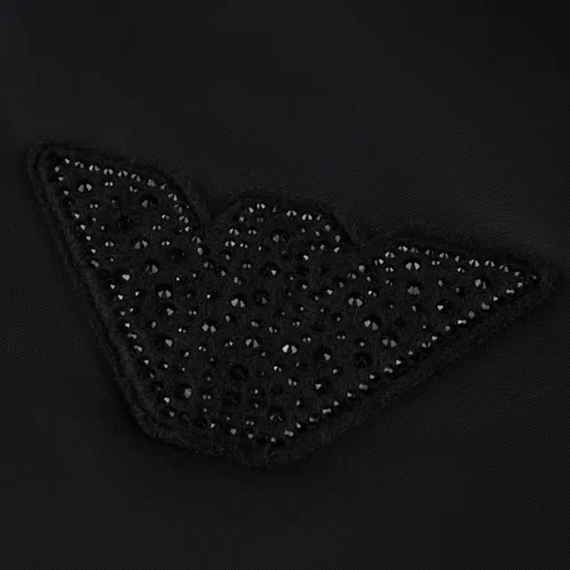 EMPORIO ARMANI SS25 LOGO