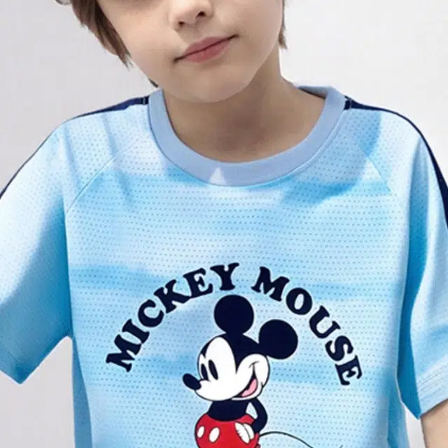 Disney T 2