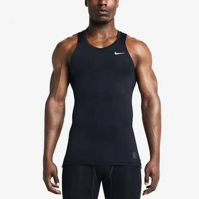 Nike Pro Fitted Logo