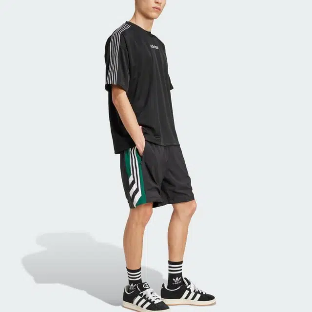 adidas Logo