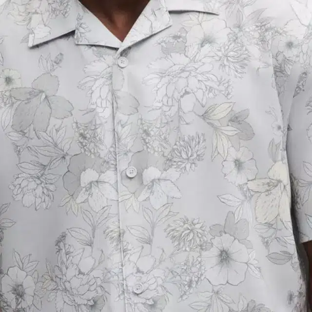 lululemon Lightweight Camp Collar Button-Up Shirt