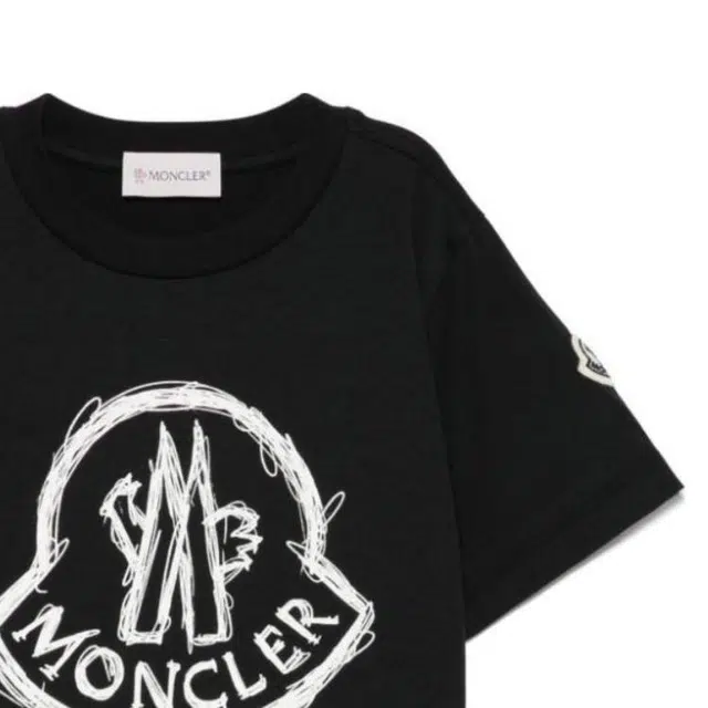 MonclerT